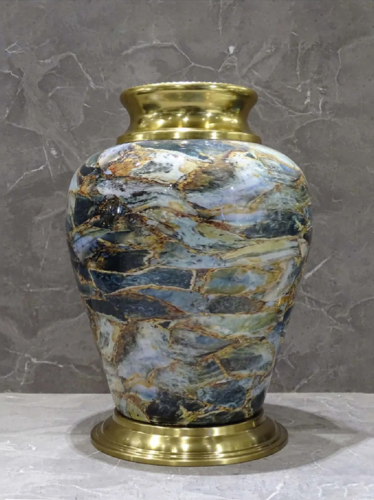 Antique Metal Decorative Table Vase For Home Living Room & Office Decoration