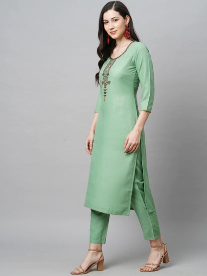 Women Green Embroidered Thread Work Kurta with Trousers & Dupatta