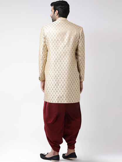 Men Gold-Coloured & Maroon Sherwani