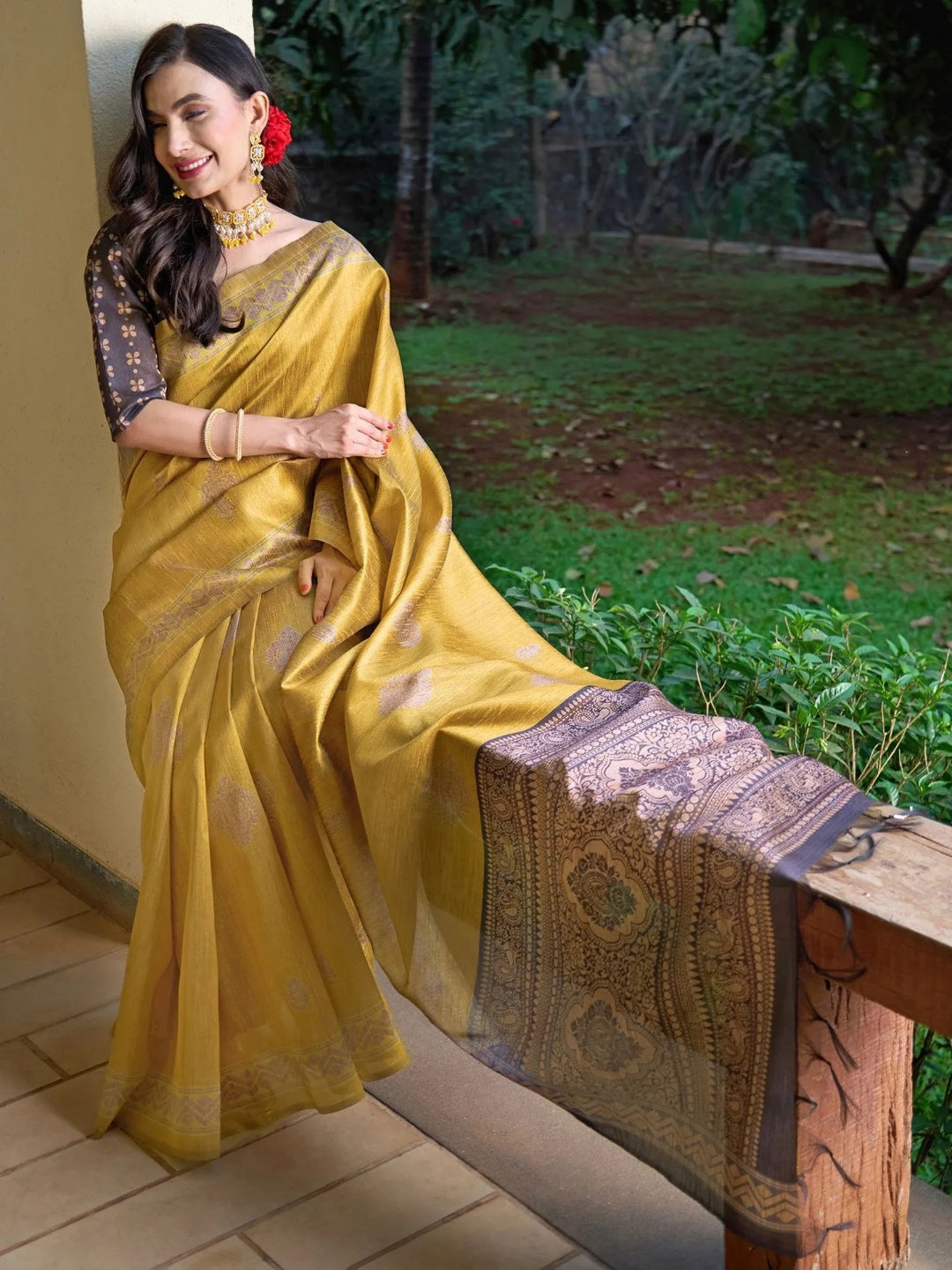 Women Silk Blend Mustard Digital Print Designer Saree with Unstitched Blouse
