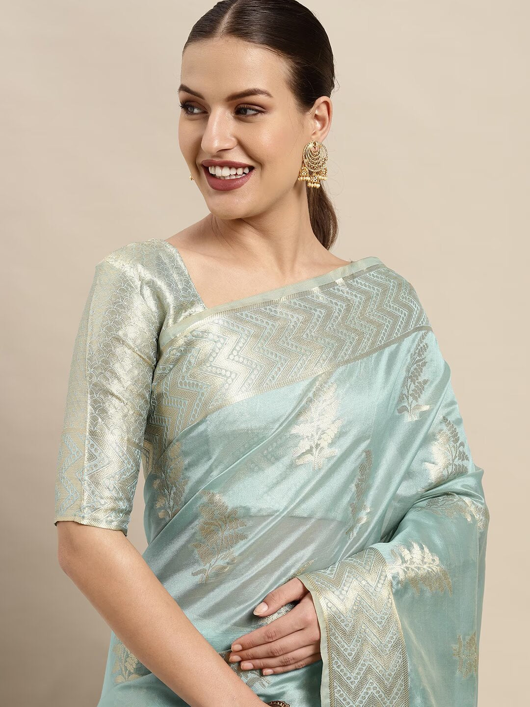 Ethnic Motifs Zari Organza Kanjeevaram Saree