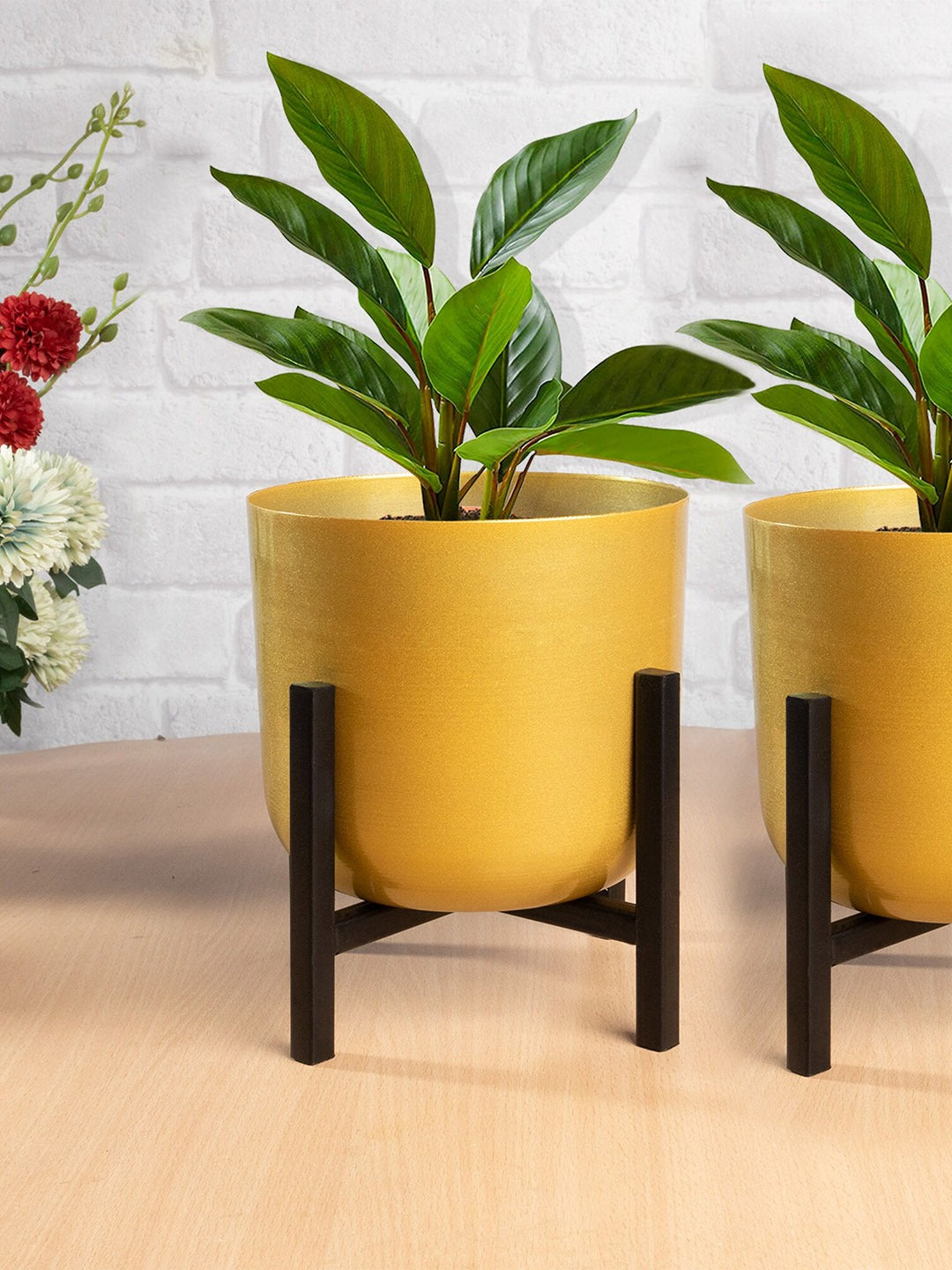 Set Of 2 Gold-Toned Solid Pot Planters