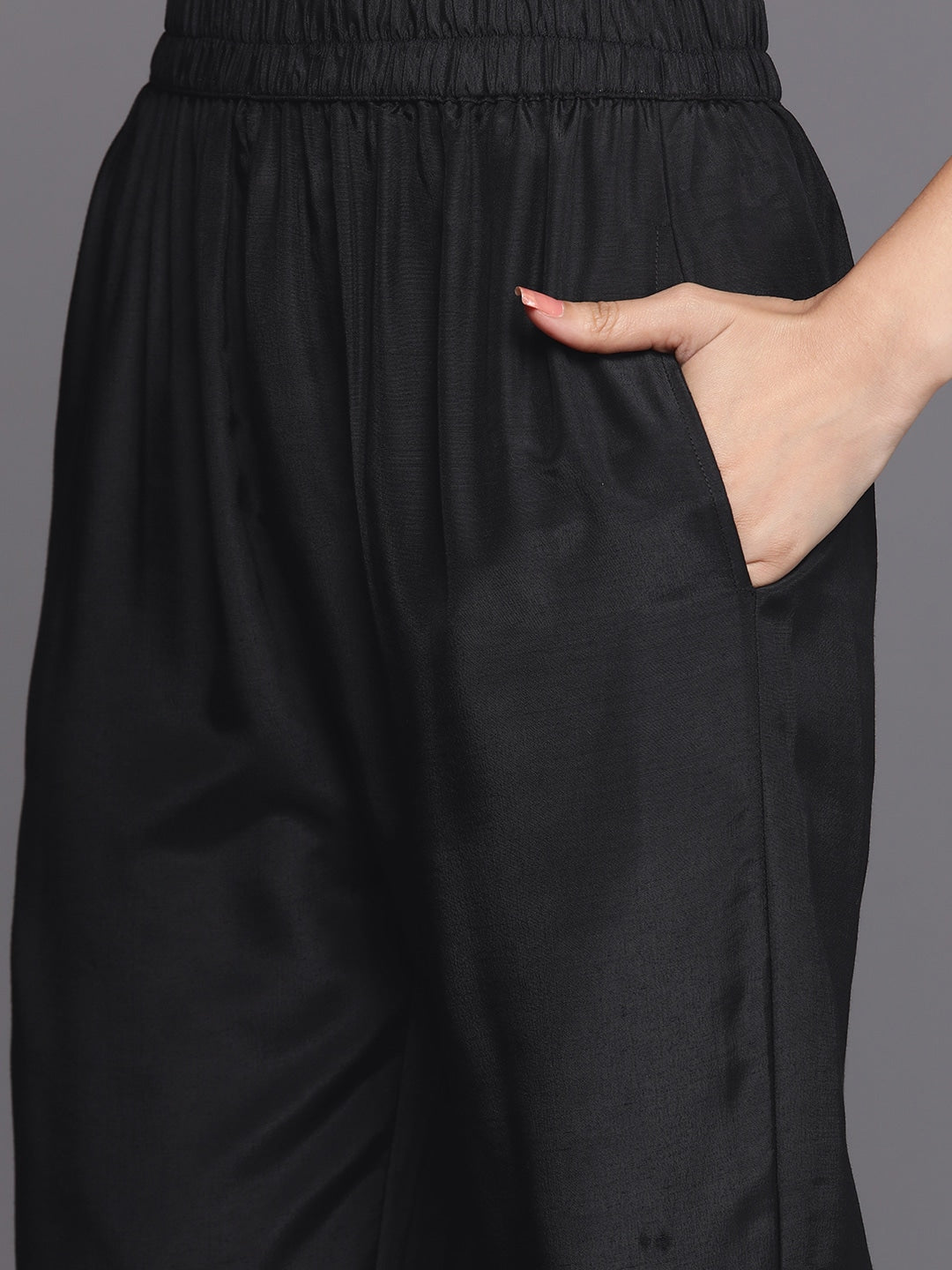 Women Black Floral Motifs Yoke Design Salwar Suit