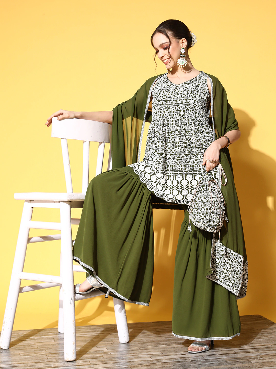 Women Ethnic Motifs Embroidered Pleated Salwar Suit