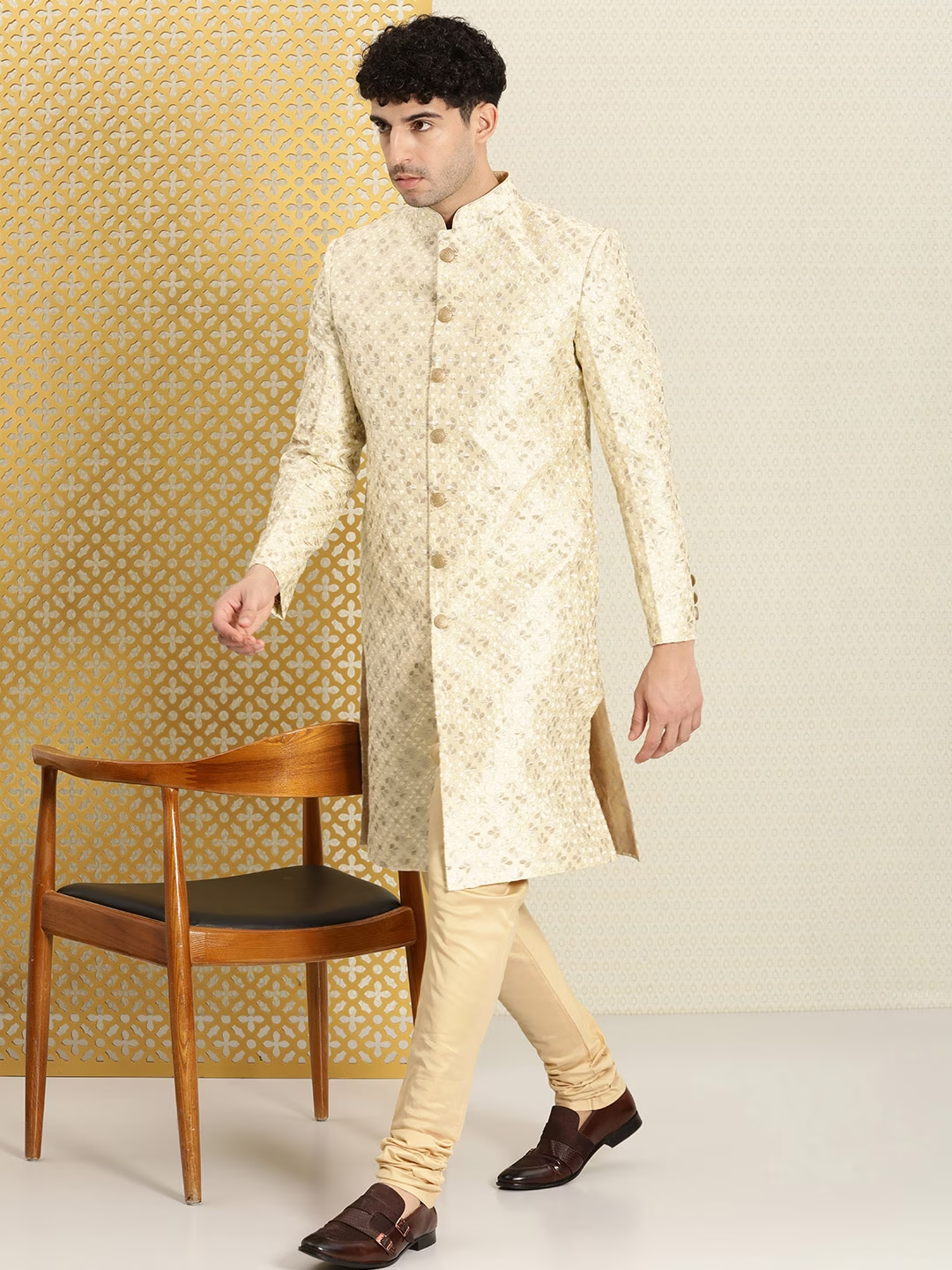 Men Jashn Floral Embroidered Thread Work Zari Sherwani