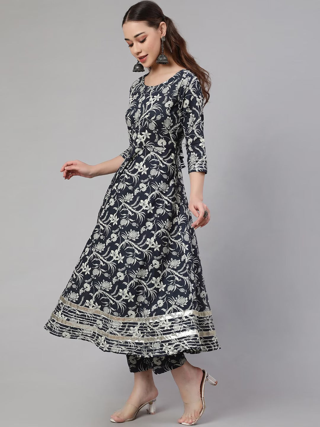 Navy Blue & White Floral Printed Pure Cotton Kurta With Trousers & Dupatta