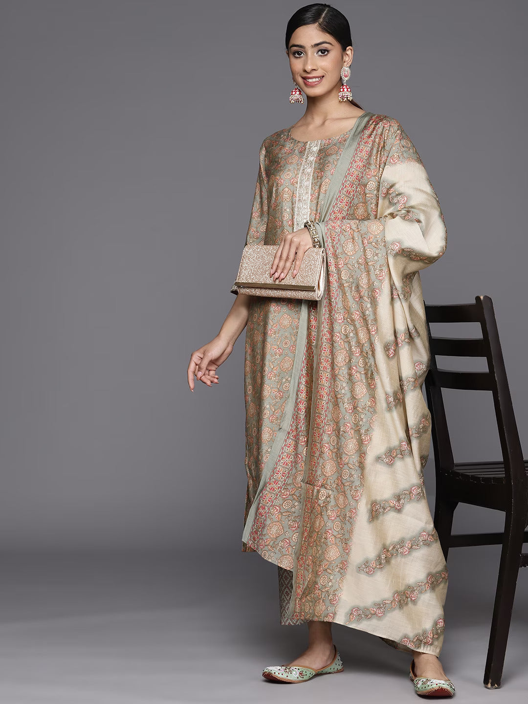 Floral Printed Regular Kurta with Trousers & With Dupatta