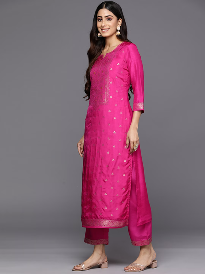 Women Magenta Floral Kurta with Trousers & With Dupatta