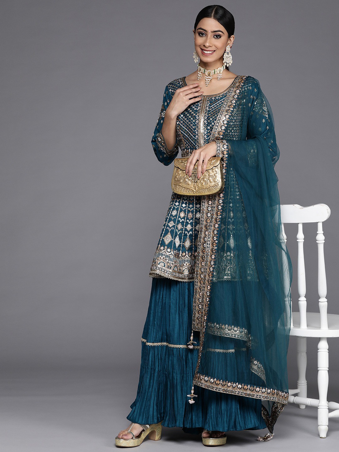 Women Teal Floral Embroidered Sequinned Pure Silk Salwar Suit
